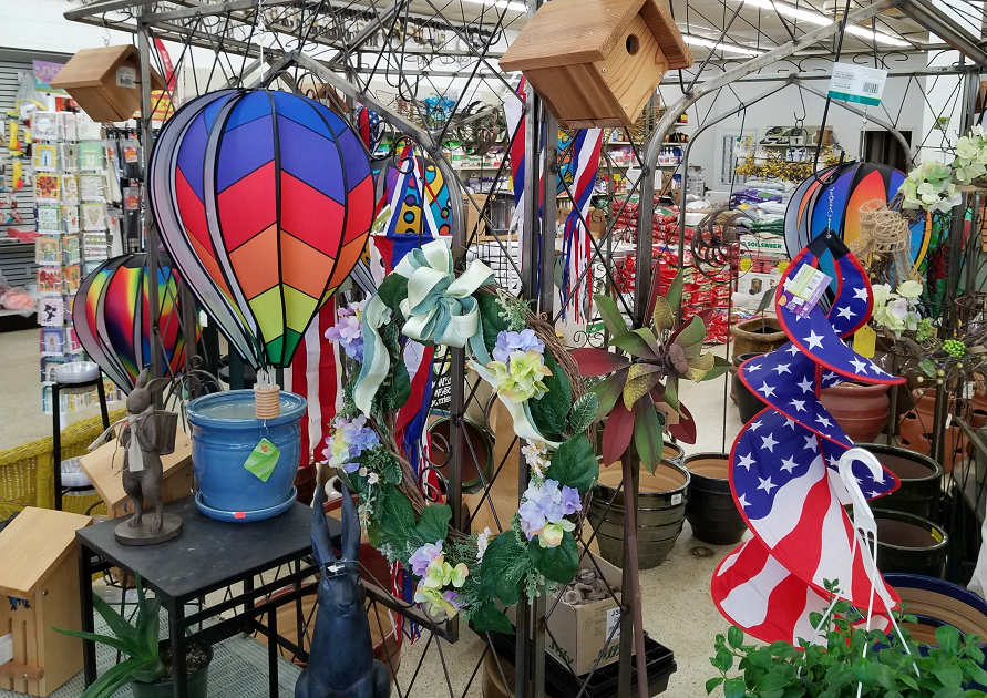 Main Street Lawn and Garden gifts for Father's Day